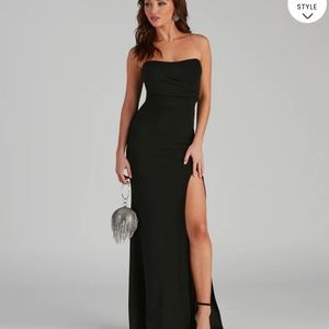Kaia Strapless High Slit Formal Dress